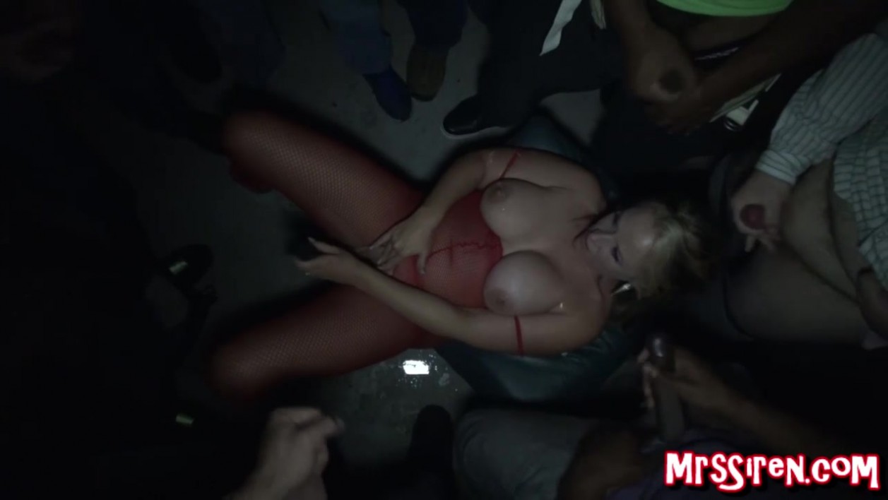 Surrounded By Strokers